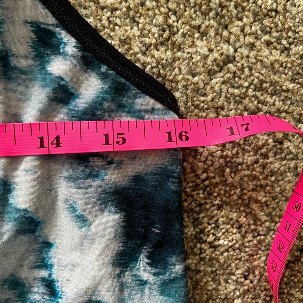 Lululemon Sculpt Tank - Picture 5 of 5